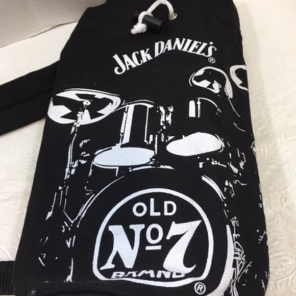 Jack Daniels Brand Cinch Sack Drawstring w/Shoulder Strap - Picture 2 of 11